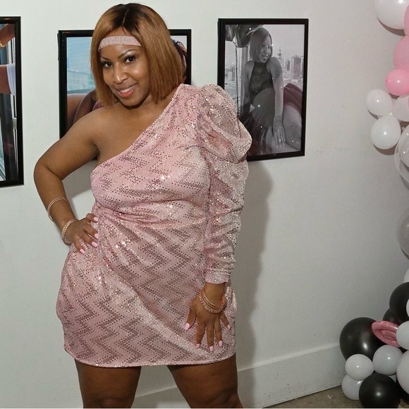 Meet your Posher, Tiffany - Picture 7 of 7